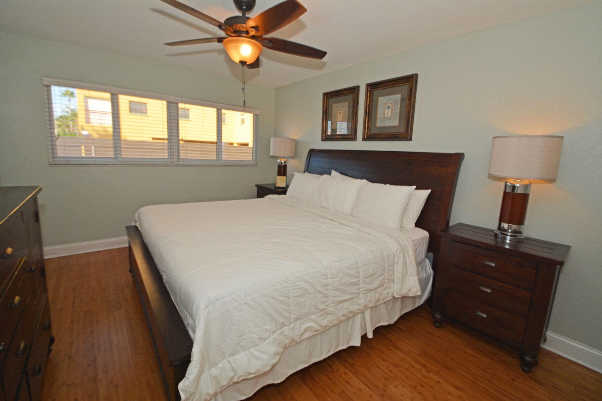 Westwinds Waterfront Resort St. Pete Beach Εξωτερικό φωτογραφία