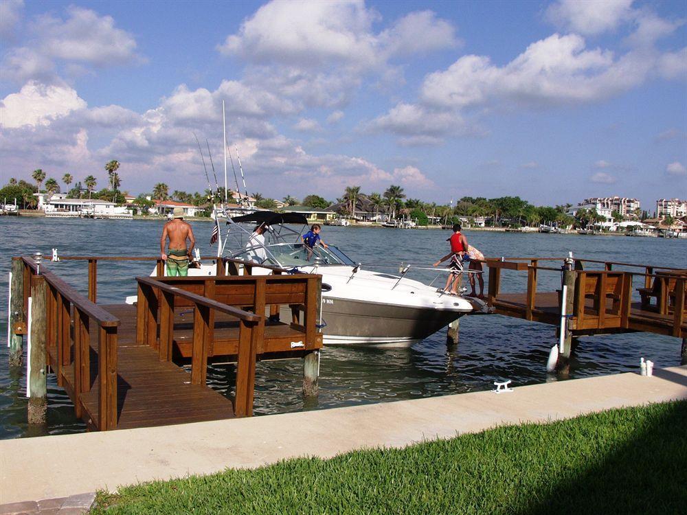 Westwinds Waterfront Resort St. Pete Beach Εξωτερικό φωτογραφία