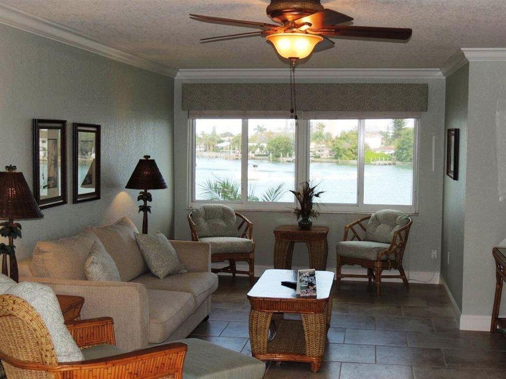 Westwinds Waterfront Resort St. Pete Beach Εξωτερικό φωτογραφία