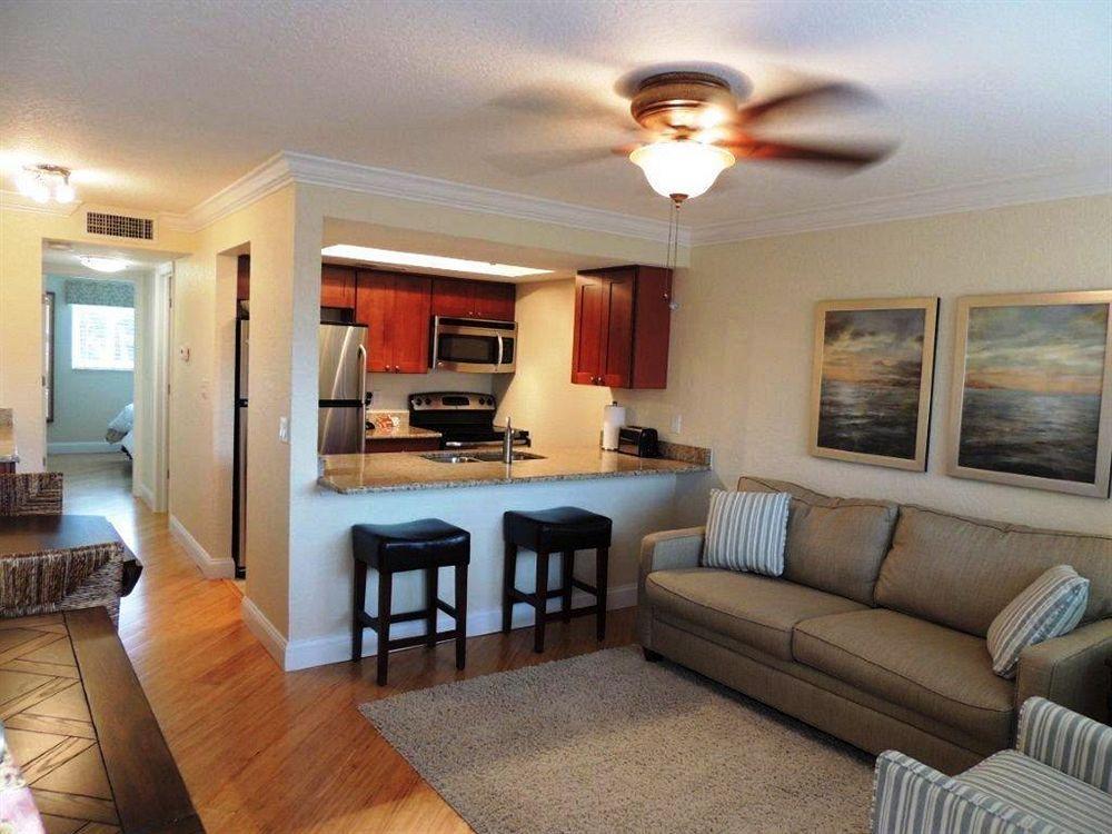 Westwinds Waterfront Resort St. Pete Beach Εξωτερικό φωτογραφία